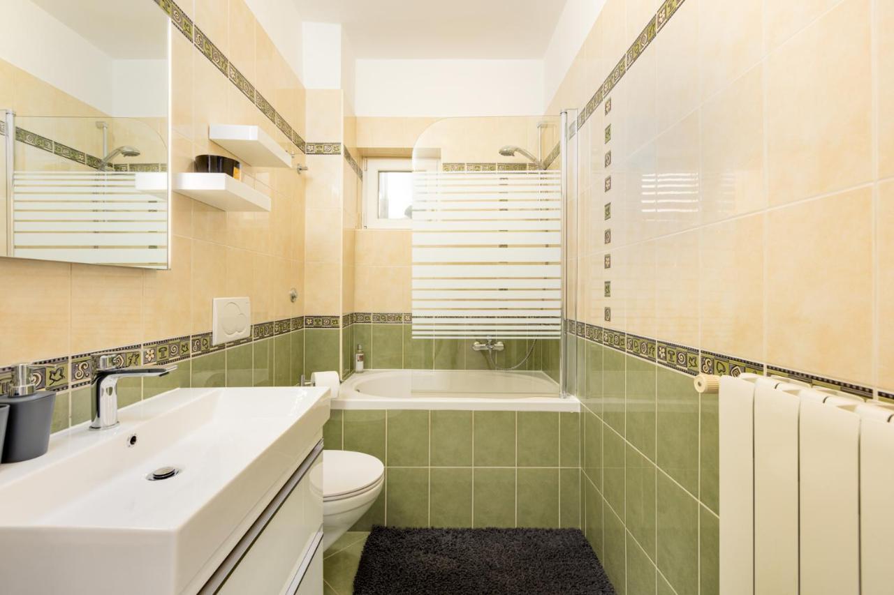 Apartman Marina Vrbnik Exterior photo